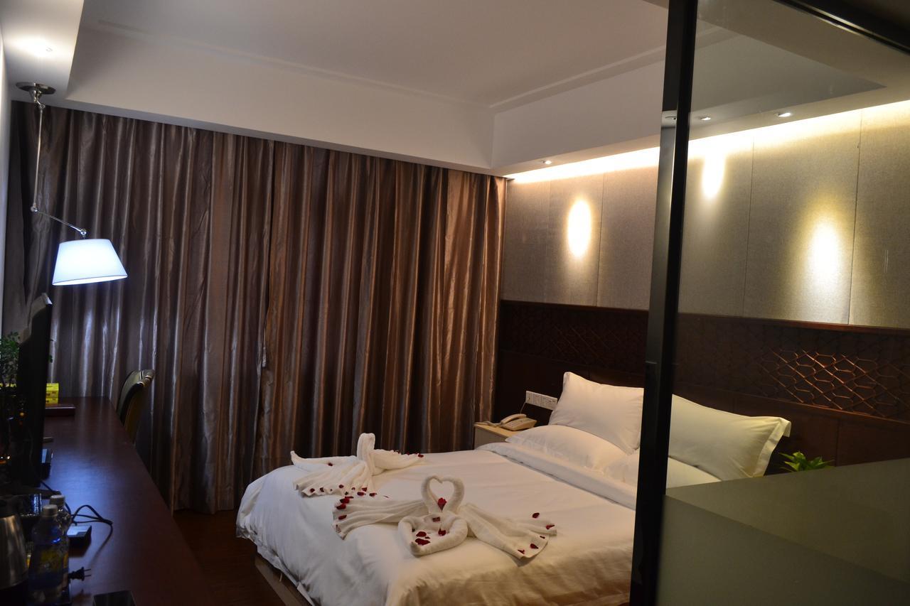 Royal Holiday Hotel Rangun Zewnętrze zdjęcie