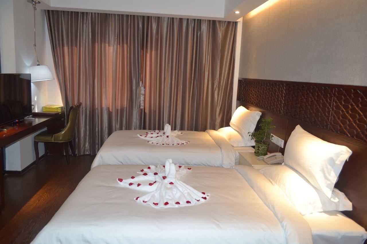 Royal Holiday Hotel Rangun Zewnętrze zdjęcie