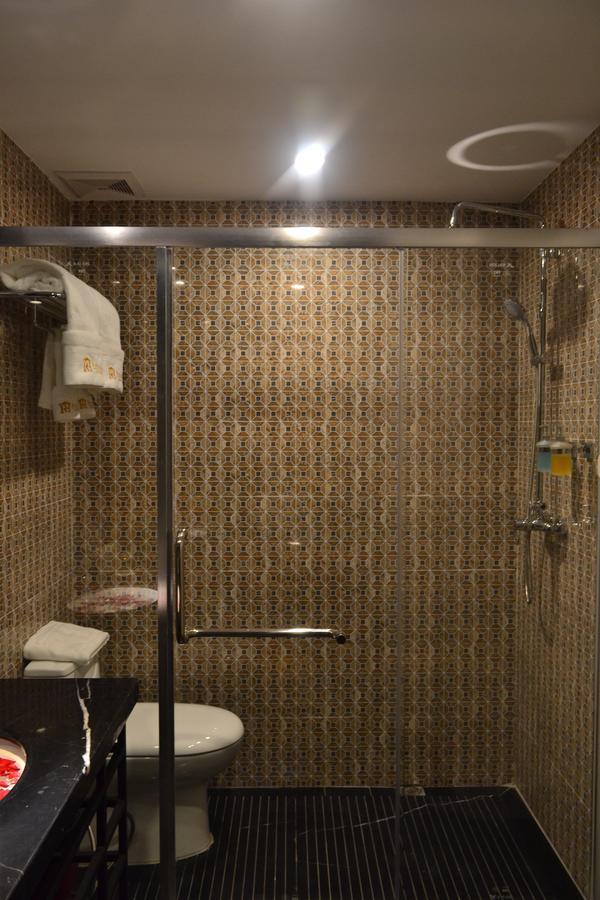 Royal Holiday Hotel Rangun Zewnętrze zdjęcie
