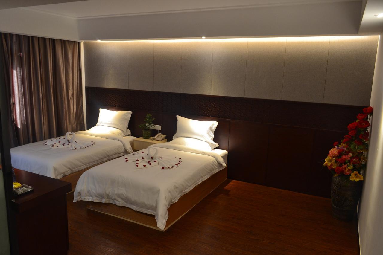 Royal Holiday Hotel Rangun Zewnętrze zdjęcie