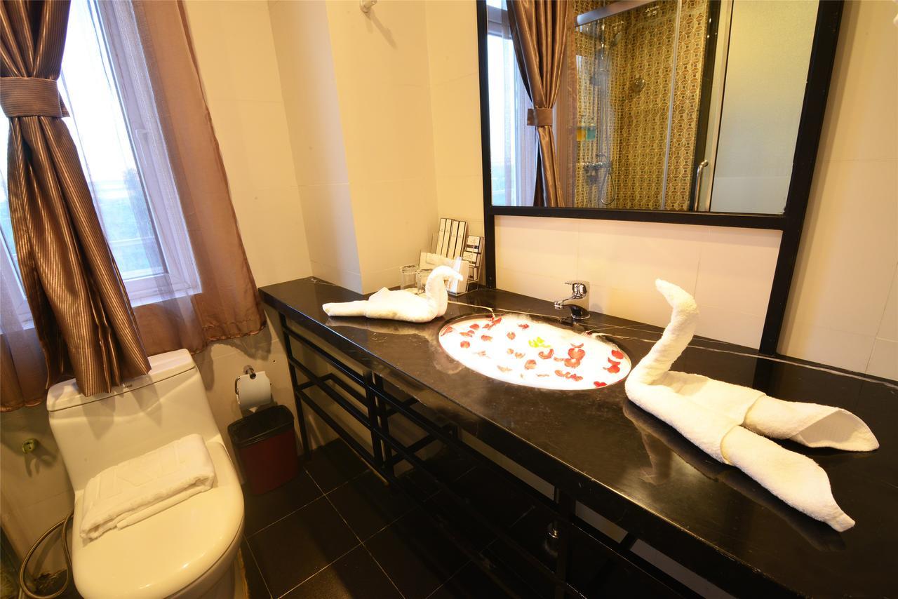 Royal Holiday Hotel Rangun Zewnętrze zdjęcie