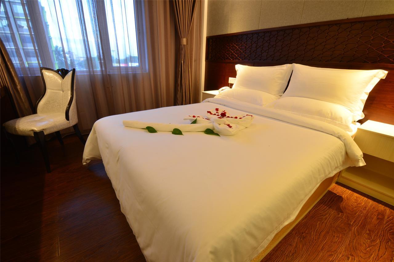 Royal Holiday Hotel Rangun Zewnętrze zdjęcie